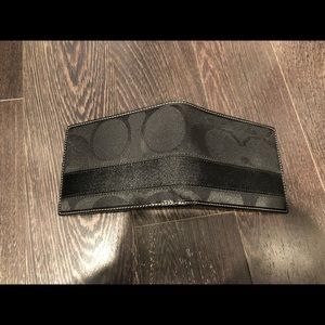 Coach bi fold wallet brand new never used